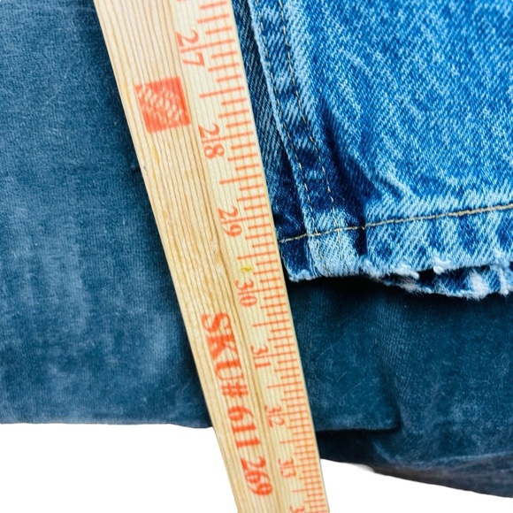 EUC Lee Men's Light Blue Straight Jeans Sz 36x32 - Picture 4 of 8